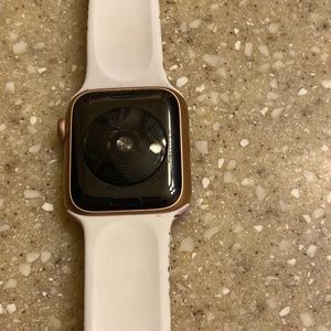 Apple Watch SE(2020 model)